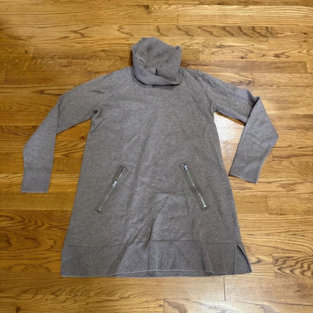 Eight Eight Eight Women's Taupe Tunic Sweater Dress Cowl Neck Pockets Small S